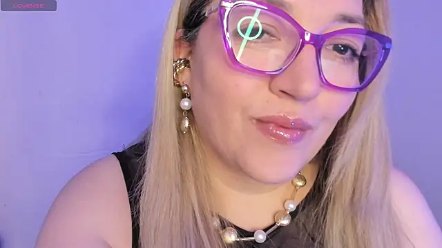 Naty Mature  online show from January 31, 7:12 pm