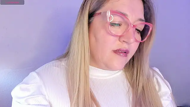 Naty Mature  online show from April 8, 6:31 pm