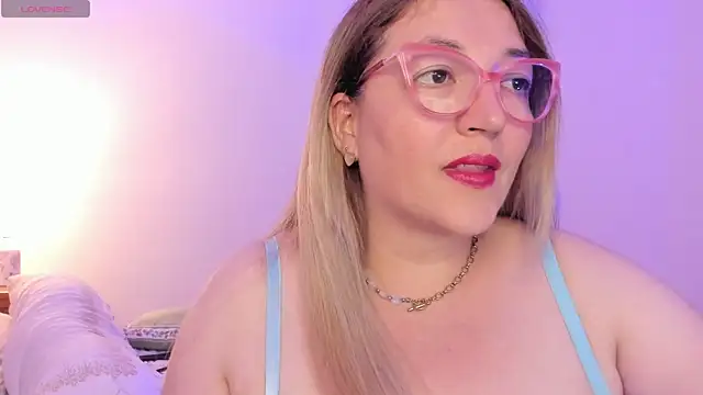 Naty Mature  online show from July 16, 6:27 pm