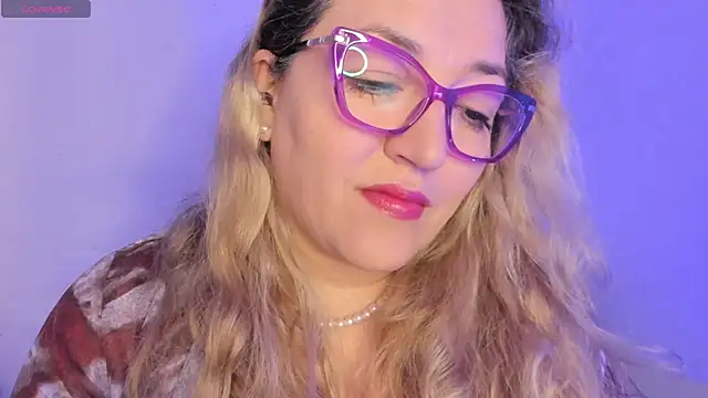 Naty Mature  online show from February 4, 6:36 pm