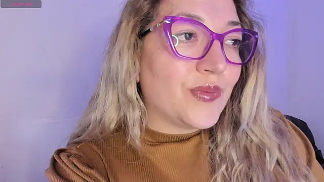 Naty Mature  online show from May 19, 7:21 pm