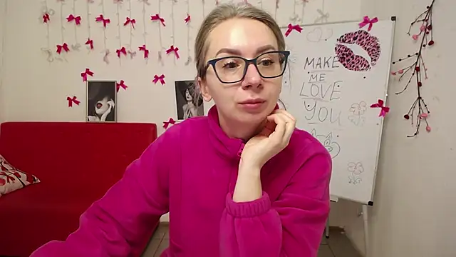 Snapshot of VasilisaSii chatting on February 23, 6:03 am VasilisaSii online show from February 23, 6:03 am