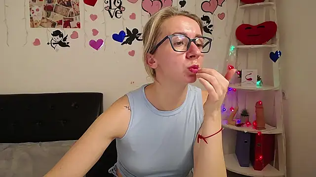 VasilisaSii online show from February 14, 4:09 pm