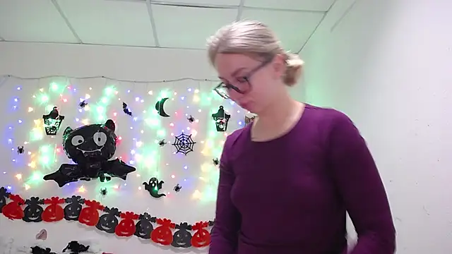 Snapshot of VasilisaSii chatting on October 22, 5:07 am VasilisaSii online show from October 22, 5:07 am