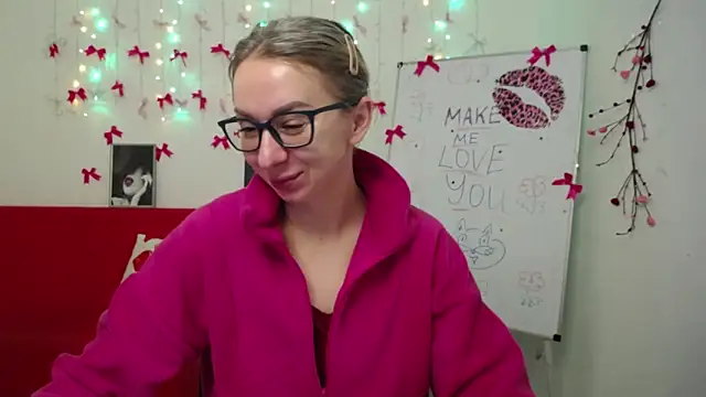 Snapshot of VasilisaSii chatting on March 1, 6:13 am VasilisaSii online show from March 1, 6:13 am