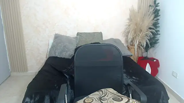 JESSYCHERNOBIL online show from January 6, 7:40 pm