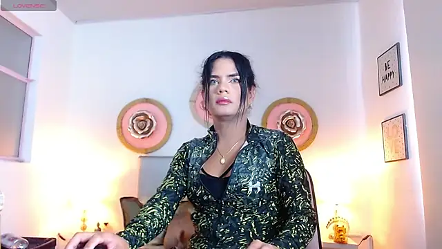 zoe hecate sexx online show from April 18, 3:47 pm