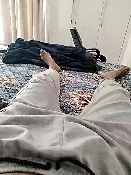 luckylads0037 online show from March 19, 2:22 am