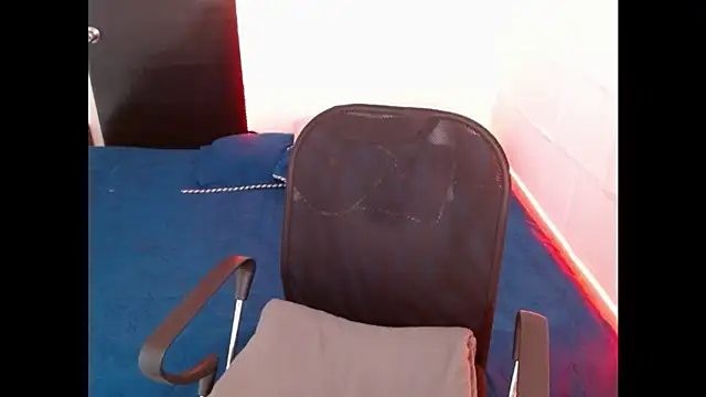 Davixx258 online show from February 4, 8:17 pm