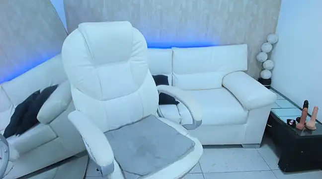 meggan 77 online show from February 27, 4:02 am