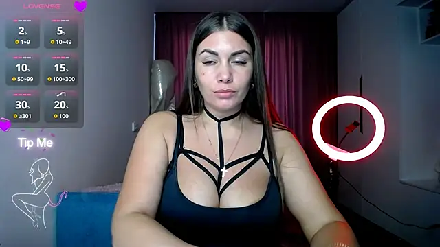 LinaSparks online show from March 10, 1:48 pm
