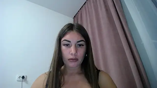 LinaSparks online show from October 8, 4:08 pm