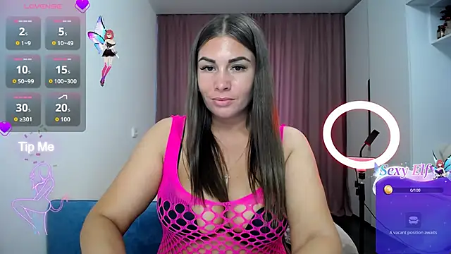 LinaSparks online show from May 17, 2:28 pm