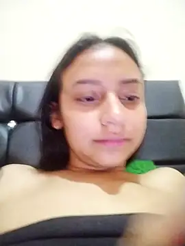 Snapshot of emma_ambar chatting on September 17, 4:20 pm emma ambar online show from September 17, 4:20 pm