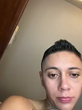  PhillipBrown online show from February 12, 8:40 pm