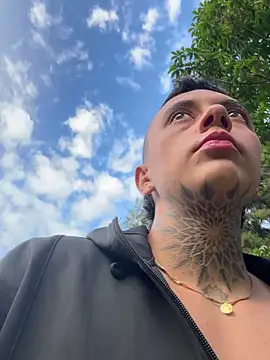  PhillipBrown online show from September 11, 11:32 am