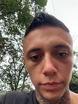  PhillipBrown online show from February 9, 8:56 pm