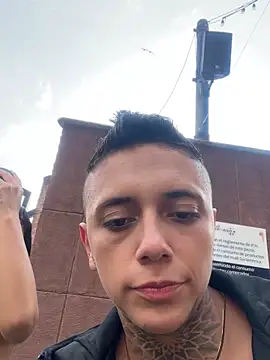  PhillipBrown online show from January 22, 8:59 pm