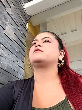 Snapshot of lia_moon77 chatting on November 4, 7:17 pm lia moon77 online show from November 4, 7:17 pm