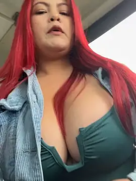 Snapshot of lia_moon77 chatting on November 9, 7:40 pm lia moon77 online show from November 9, 7:40 pm