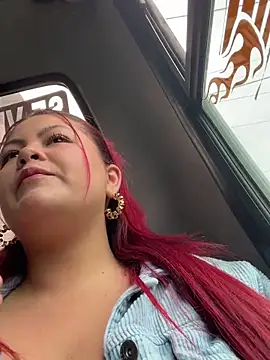 Snapshot of lia_moon77 chatting on December 15, 7:41 pm lia moon77 online show from December 15, 7:41 pm