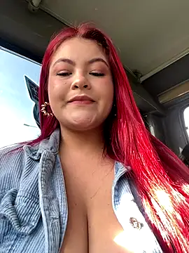 Snapshot of lia_moon77 chatting on November 10, 7:52 pm lia moon77 online show from November 10, 7:52 pm