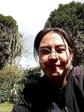 Snapshot of lara_moon25 chatting on January 28, 7:42 pm lara moon25 online show from January 28, 7:42 pm