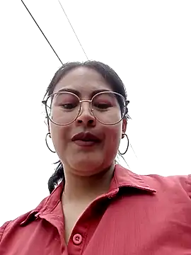 Snapshot of lara_moon25 chatting on March 13, 4:12 pm lara moon25 online show from March 13, 4:12 pm