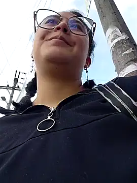 lara moon25 online show from December 18, 8:12 pm