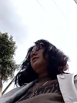 lara moon25 online show from November 6, 6:56 pm