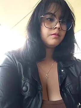 lara moon25 online show from November 19, 8:20 pm