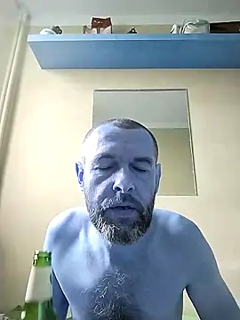 Snapshot of Andrzej-M chatting on September 19, 2:54 pm Andrzej-M online show from September 19, 2:54 pm
