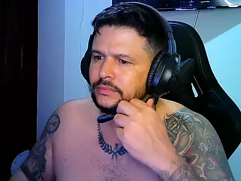 tupapito00 online show from June 1, 1:39 am