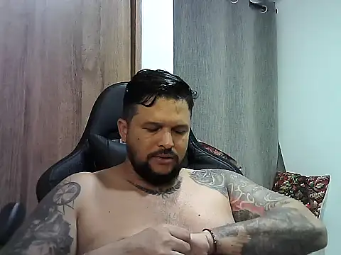 Snapshot of tupapito00 chatting on March 24, 6:02 am tupapito00 online show from March 24, 6:02 am