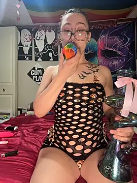 NovaLove2002 online show from June 12, 3:26 am