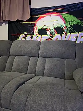 NovaLove2002 online show from April 6, 3:13 am