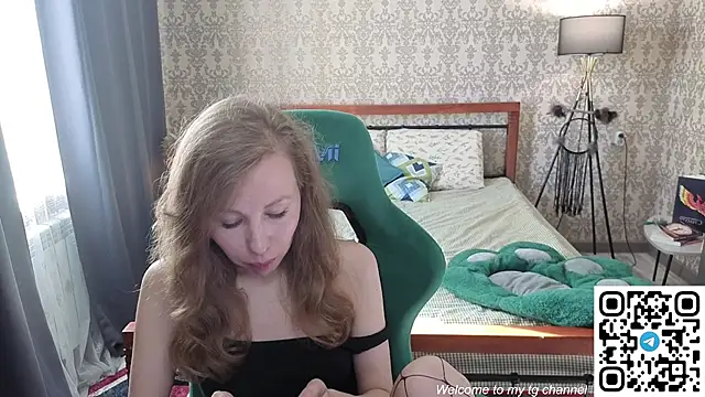 Lill Mary online show from June 4, 1:21 am