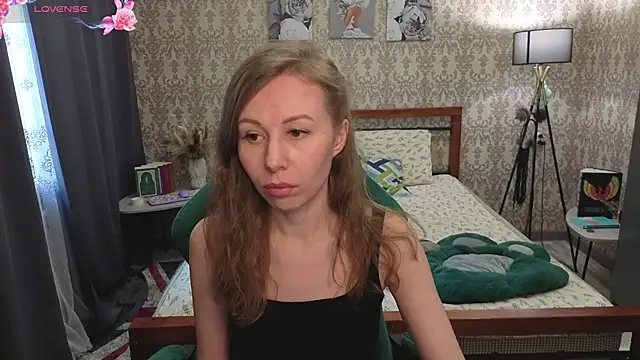 Lill Mary online show from March 2, 2:12 am