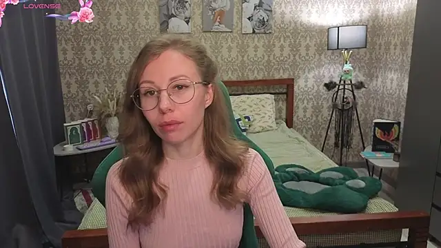 Lill Mary online show from March 4, 3:36 am