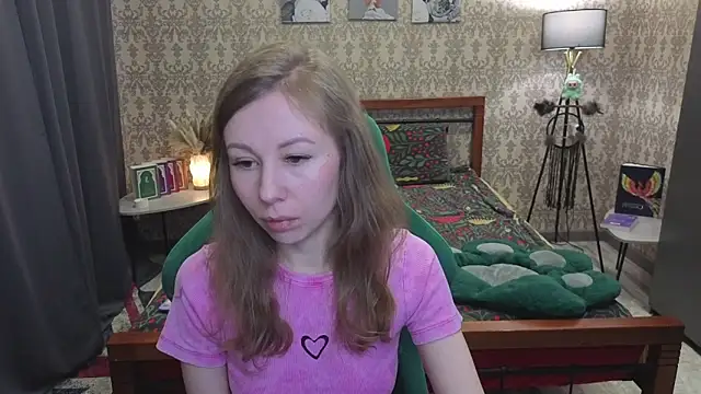 Lill Mary online show from March 30, 3:08 am