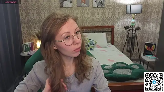 Lill Mary online show from February 12, 3:39 am