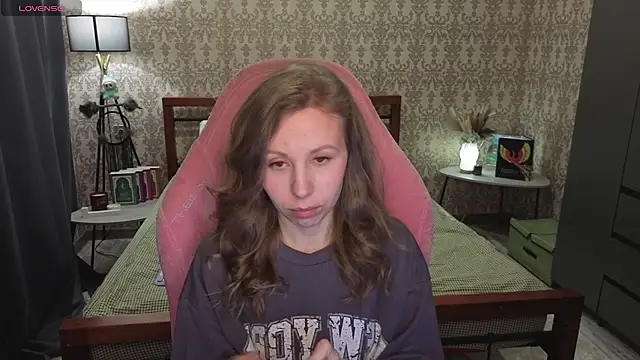 Lill Mary online show from January 17, 3:21 am