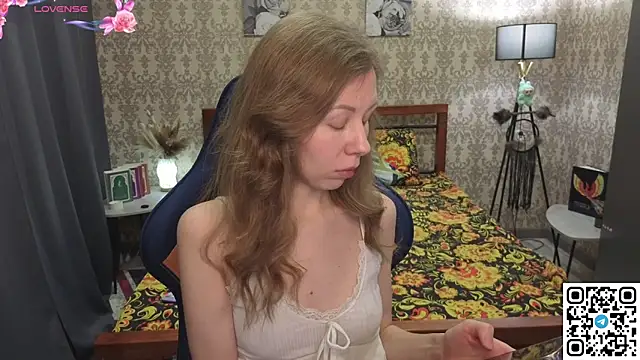 Lill Mary online show from February 8, 1:14 am