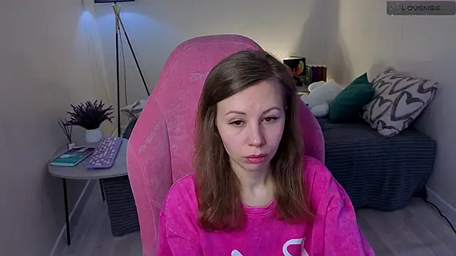 Snapshot of Lill_Mary chatting on March 3, 12:34 am Lill Mary online show from March 3, 12:34 am