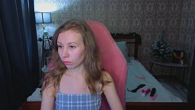 Lill Mary online show from December 16, 3:00 am