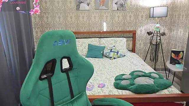 Lill Mary online show from February 20, 5:04 am