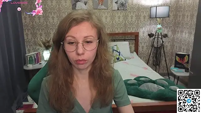 Lill Mary online show from February 11, 3:28 am