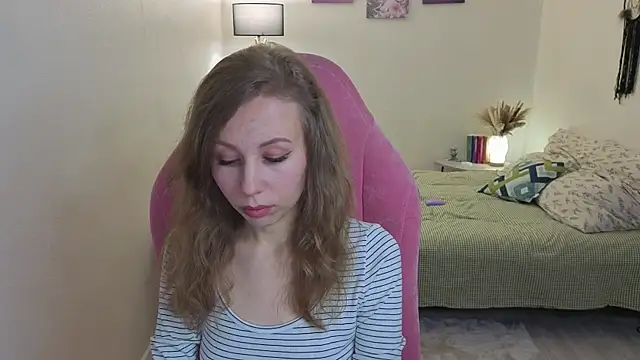 Lill Mary online show from November 6, 3:10 am