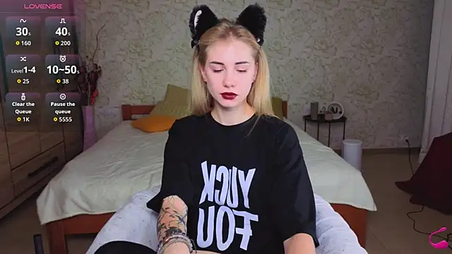 LunaBelli online show from November 4, 8:34 pm