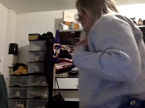 Snapshot of vanillesoumise chatting on January 28, 8:58 pm vanillesoumise online show from January 28, 8:58 pm